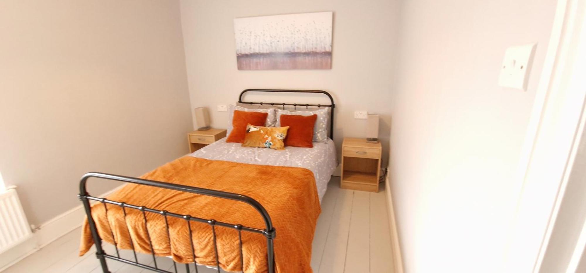 Cheerful 2 Bed Home With Mountain Views Blaenau Ffestiniog Exterior photo